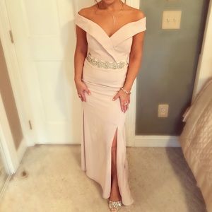 Dessy Bella off the shoulder gown - Cream